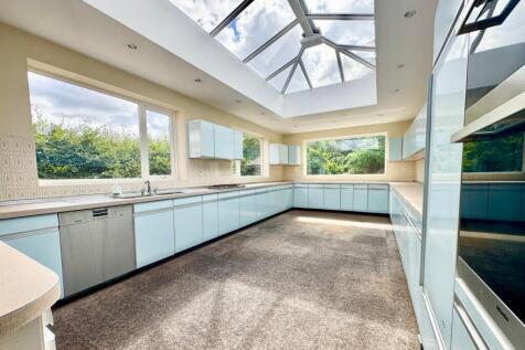 Kitchen/Family Room