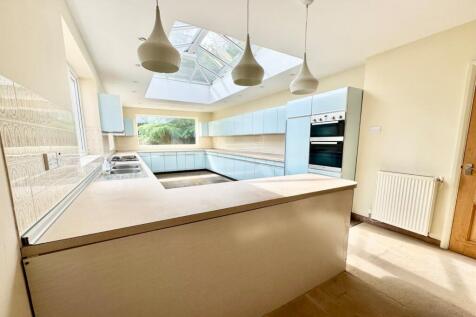 Kitchen/Family Room