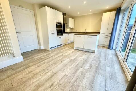 Kitchen/Family