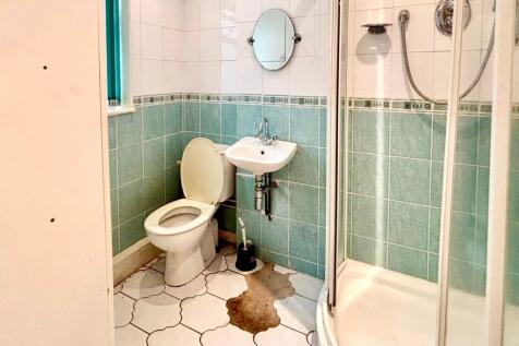 Grnd Floor Bathroom