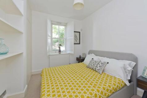 Bedroom alt view
