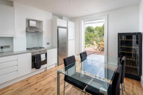 Kitchen&#43;alt&#43;view