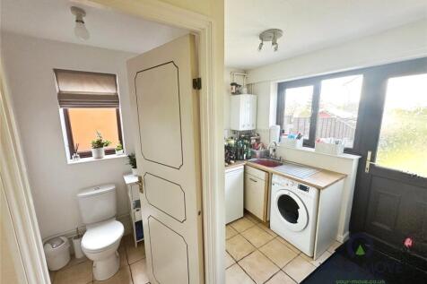 Cloak Room/Wc