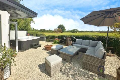 Seating and Hot Tub