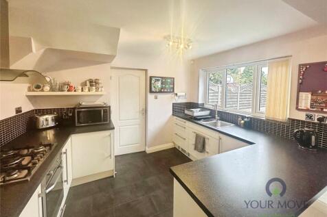 Kitchen/Diniing Room