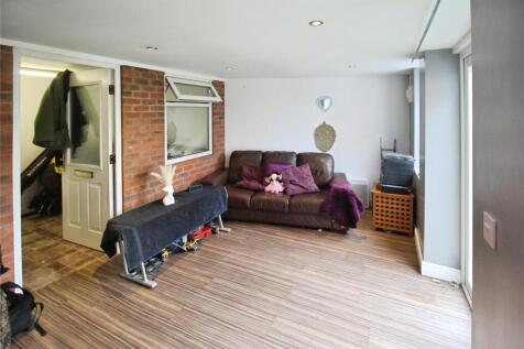 Summer House 1
