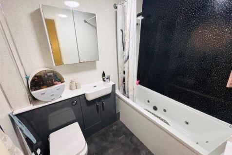 Bathroom/Wc