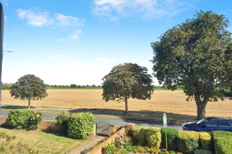 Open Views to front