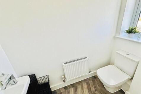 Cloakroom/Wc