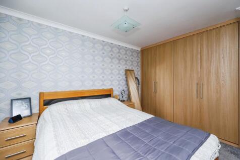 Bedroom !