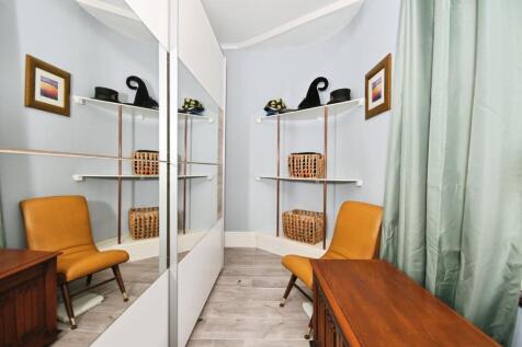 Dressing Area