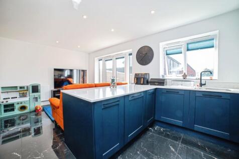 Kitchen/Snug