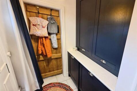 Rear Porch/ Utility