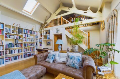 Annex Living Room