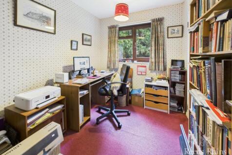 Bedroom 4/ Study