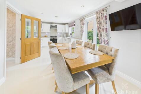Kitchen/Dining/Snug