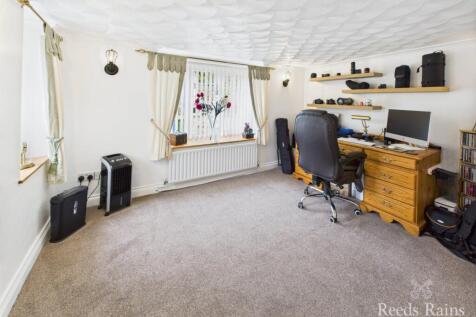 Study/Bedroom 4