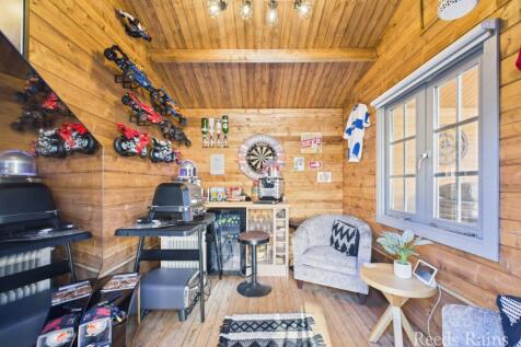 Summer House