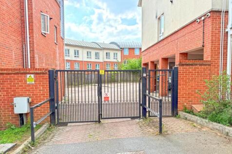 Property Image 11
