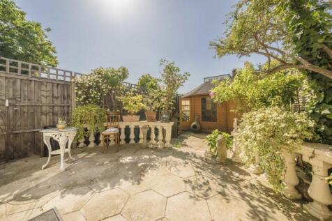 Property Image 4