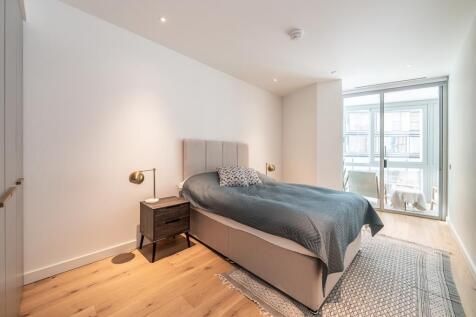 306-Wilshire-House-2