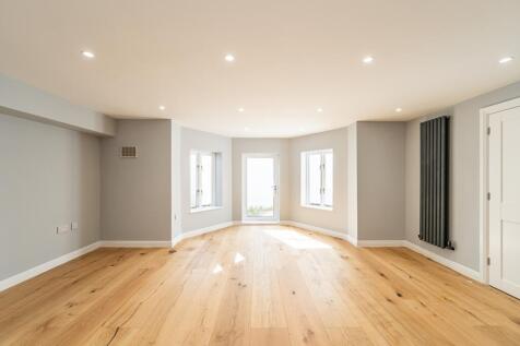 119-A-Clapham-Com...