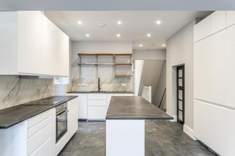 119-A-Clapham-Com...