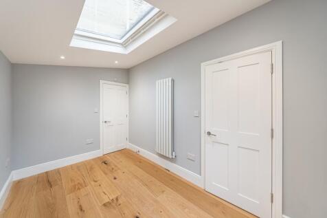 119-A-Clapham-Com...