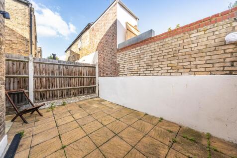13-Balfern-Street-22