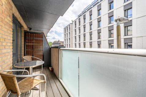 14-36-Cubitt-Apar...