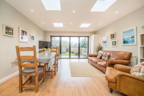 Property Image 4