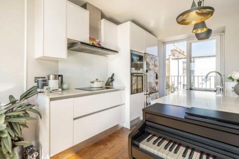 Property Image 12