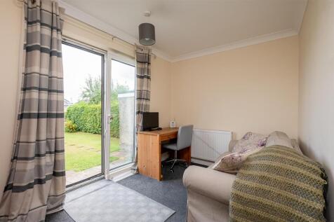 Bedroom 3 /  Office
