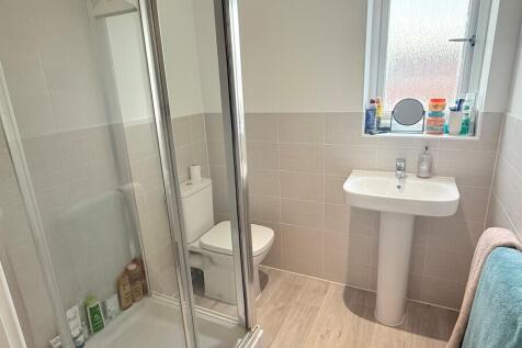 Bed 1 En-Suite