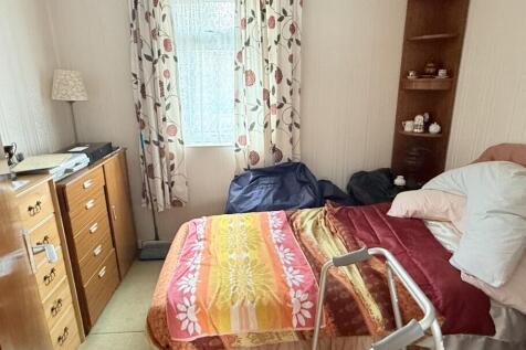 Bed 2