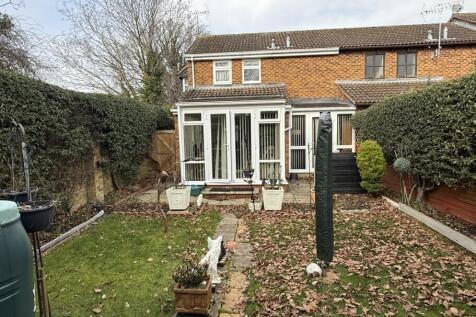 Rear Garden Pic 2