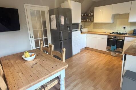 Kitchen/Diner Pic 1