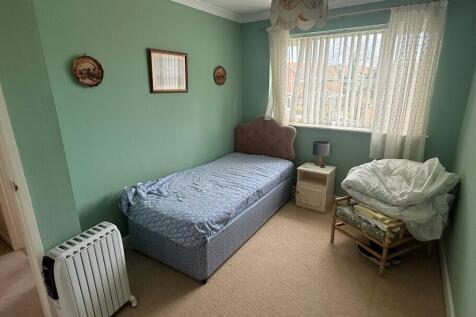 Bed 2 Pic 2