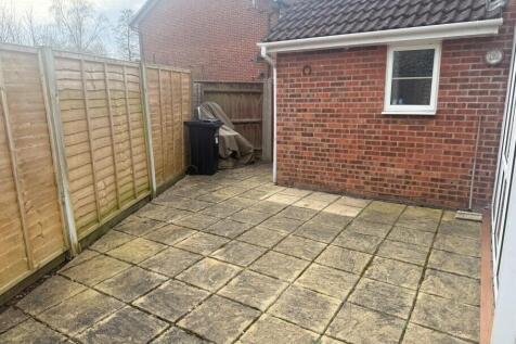 Rear Garden Pic 2