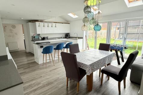 Kitchen Hub Pic 1