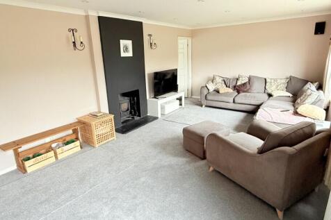 Lounge Pic 1