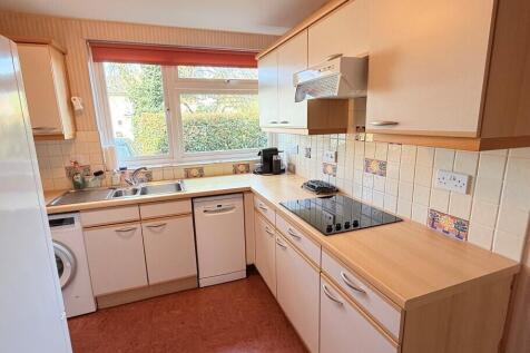 Kitchen Pic 1