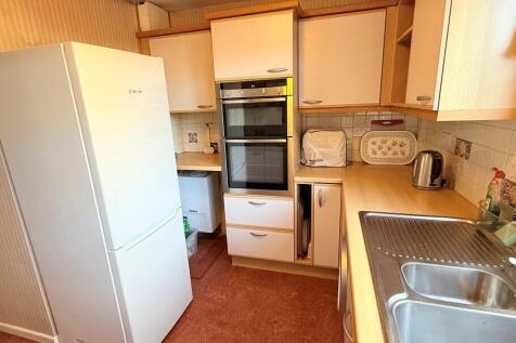 Kitchen Pic 2