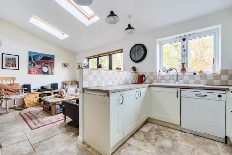 Kitchen/Family