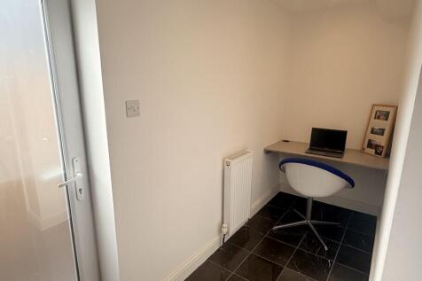 Office/Utility Pic 1