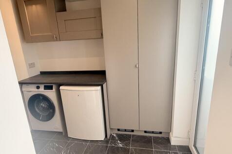 Office/Utility Pic 2