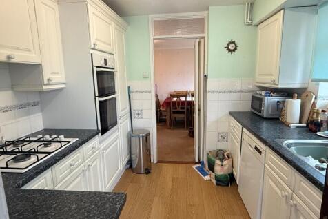 Kitchen Pic 2