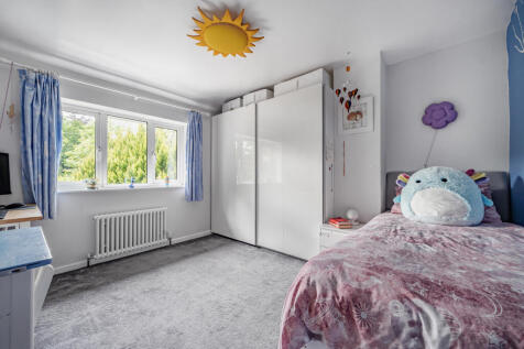 Bedroom 2 Pic 1