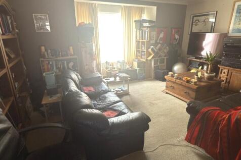 Lounge (F/Floor)