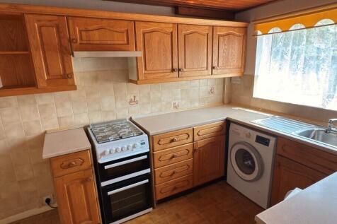 Kitchen Pic 2